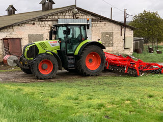 Claas Arion 640 foto 2