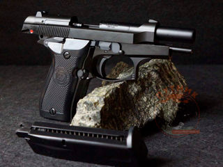 Pistol пистолет Beretta 9 мм foto 4
