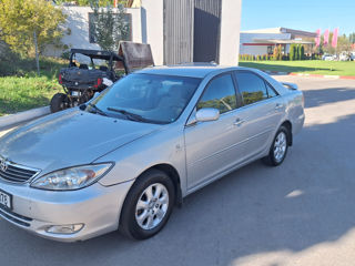 Toyota Camry foto 1