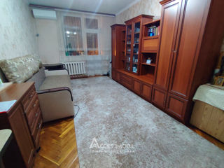 Apartament cu 2 camere, 52 m², Râșcani, Chișinău foto 2