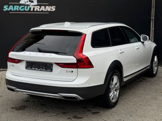 Volvo V90 Cross Country foto 6