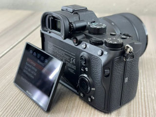 Sony Alpha A7 III (Kit with FE 28-70 mm) foto 5