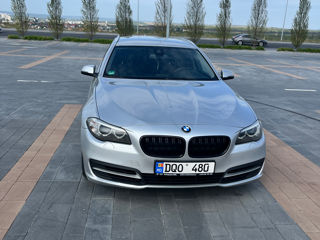 BMW 5 Series foto 1