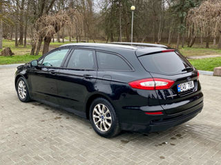 Ford Mondeo foto 4