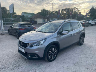 Peugeot 2008 foto 3