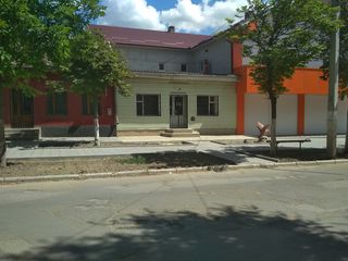 Продажа или аренда помещения в г.Чадыр-Лунга foto 3