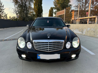 Mercedes E-Class foto 2