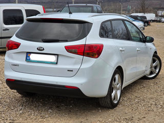 KIA Ceed foto 2