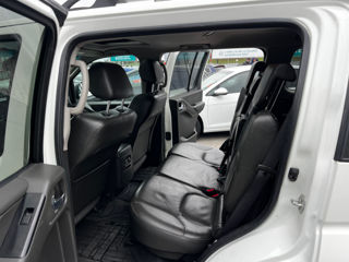 Nissan Pathfinder foto 16