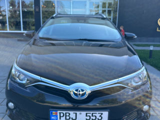 Toyota Auris foto 2