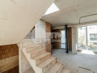 Townhouse cu 3 nivele, 190 mp, Centru, 300 000 € foto 7