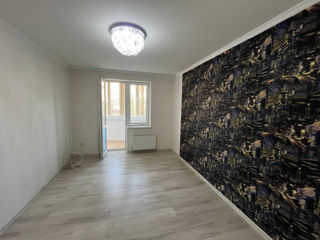 Apartament cu 2 camere, 76 m², Buiucani, Chișinău foto 3