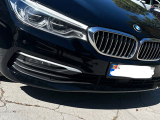 BMW 5 Series foto 3