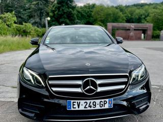 Mercedes E-Class foto 2