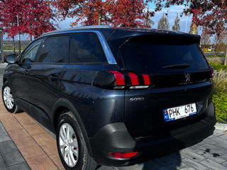 Peugeot 5008 foto 4