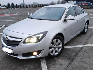 Opel Insignia foto 1