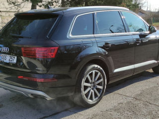 Audi Q7 foto 4