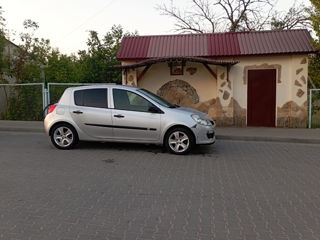 Renault Clio foto 3