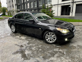 BMW 5 Series foto 5