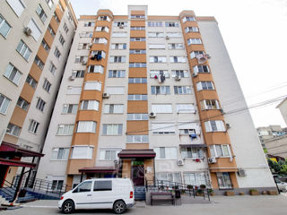 Apartament cu 3 camere, 77 m², Botanica, Chișinău foto 9