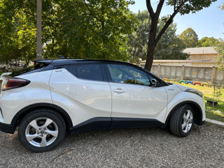 Toyota C-HR foto 10