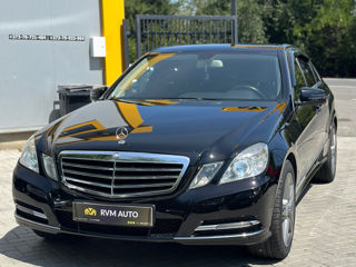 Mercedes E-Class foto 1