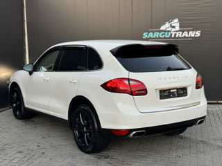 Porsche Cayenne foto 6