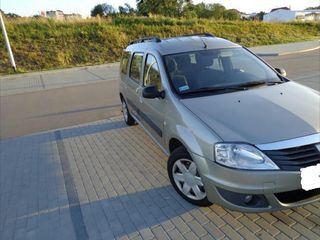 Dacia Logan foto 2