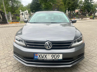 Volkswagen Jetta foto 4