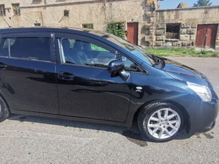 Toyota Verso foto 2