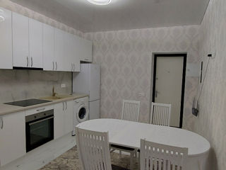 Apartament cu 5 camere sau mai multe, 200 m², Râșcani, Chișinău foto 2