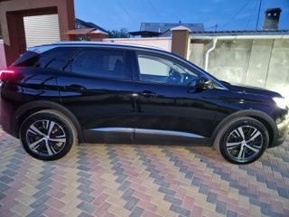 Peugeot 3008 foto 1