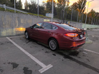 Ford Fusion foto 4