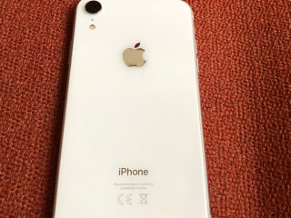 iPhone XR  64GB foto 1