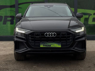 Audi Q8 foto 2