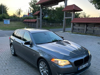 BMW 5 Series Touring foto 5