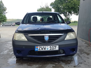 Dacia Logan foto 8