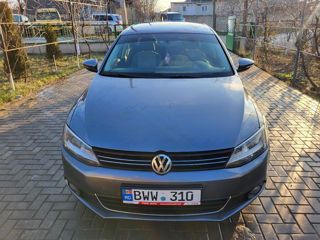 Volkswagen Jetta foto 4