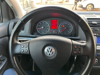 Volkswagen Golf foto 8