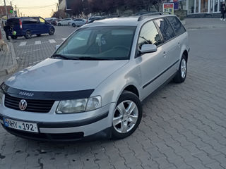 Volkswagen Passat foto 4