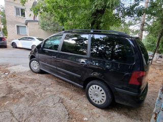 Volkswagen Sharan foto 3