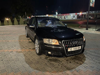 Audi A8 foto 1