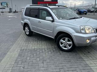 Nissan X-Trail foto 3