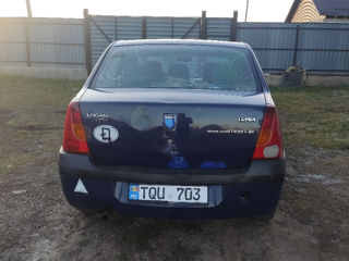 Dacia Logan foto 2