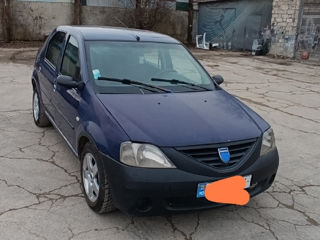 Dacia Logan foto 3