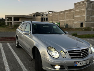 Mercedes E-Class foto 3