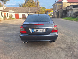 Mercedes E-Class foto 5