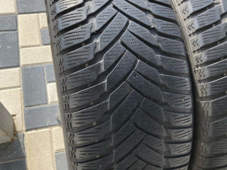 Doua anvelope 235/45 r18 foto 4