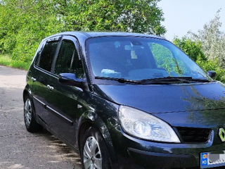 Renault Scenic foto 2