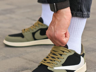 Nike Air Jordan 1 Low OG Traviss Scott Olive foto 8